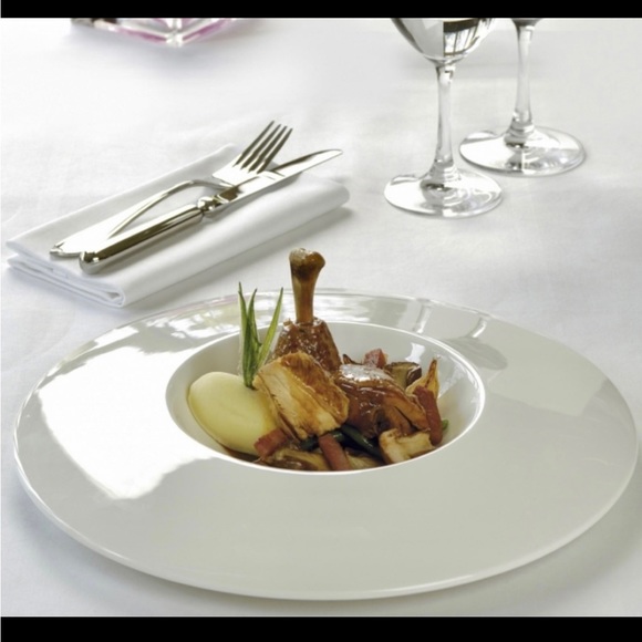 Set of TWO Steelite Distinction Commercial Float Plates Med - Picture 7 of 8